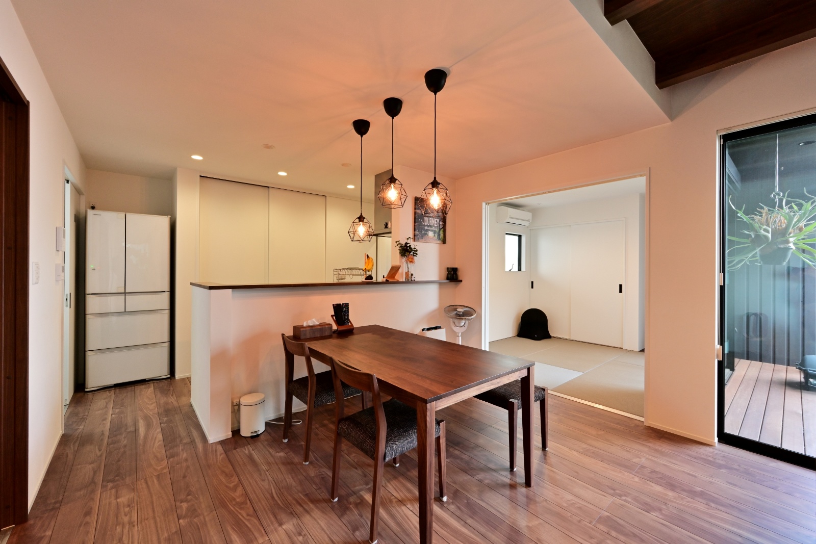 緑を楽しむ縁側の家